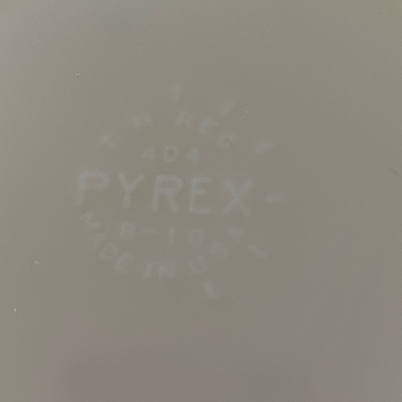 Vintage Pyrex Primary Color Mixing Bowl Set - Picture 10 of 10